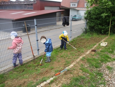 Zuerst wird das Feld bearbeitet